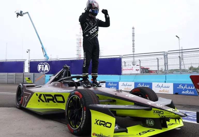 e758426a-c09f-4670-bb3c-51bbe1e9b624 (1)