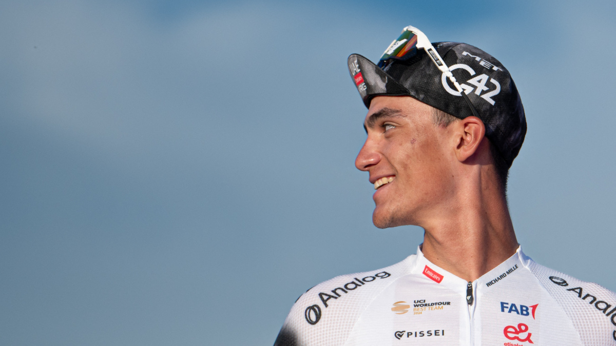 8b76f4a7-17a5-456b-9b37-a4ac90751526