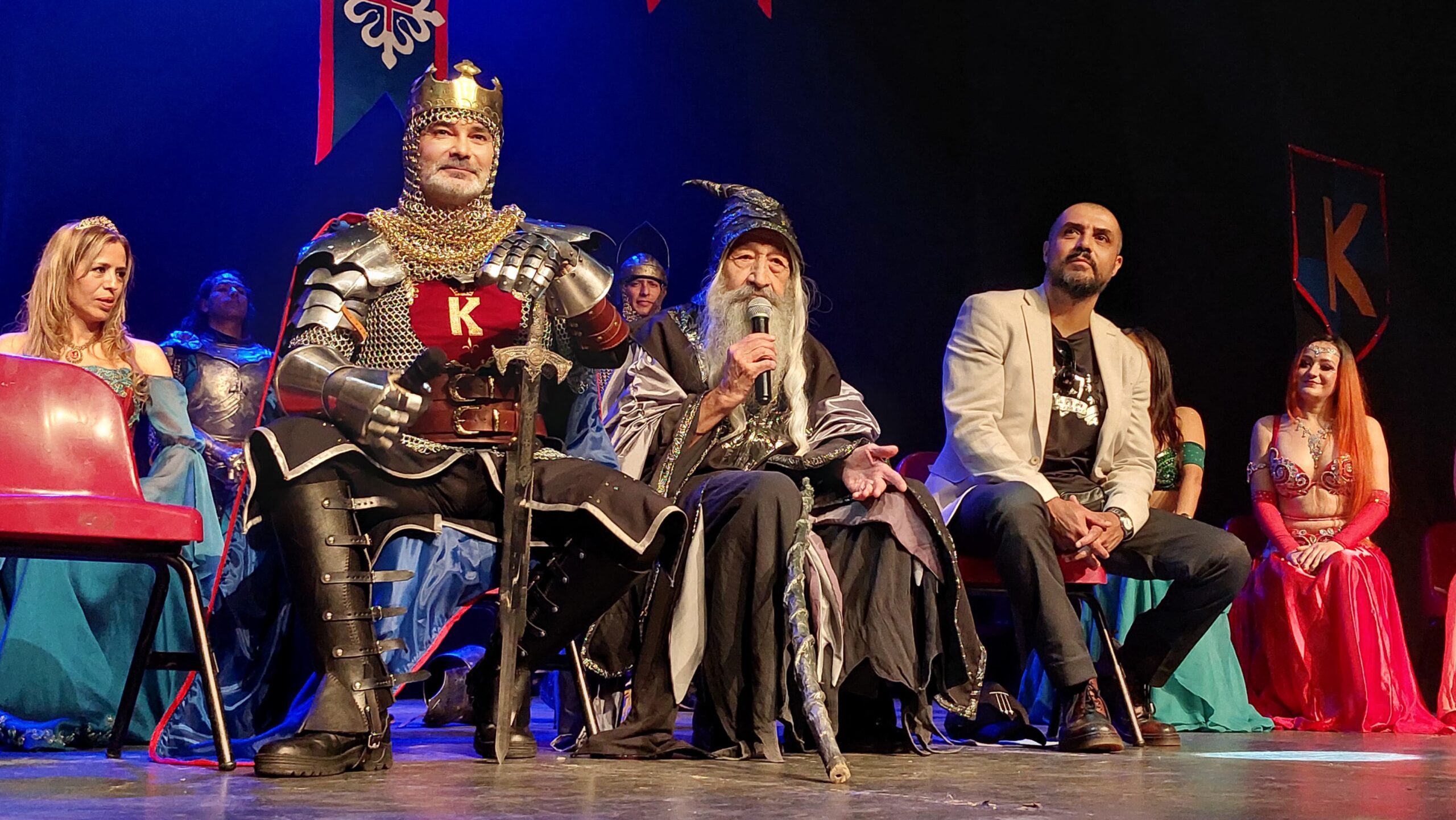 KAMELOT TEATRO CONF XOLA FOTO1