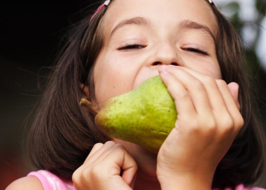 Beneficios de las peras: fibra, vitamina C y antioxidantes