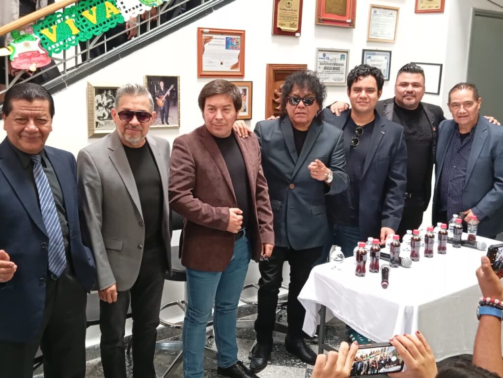 Los Ángeles Negros crean puente entre generaciones en su gira “Grandes Éxitos”, que llega al Teatro Metropólitan