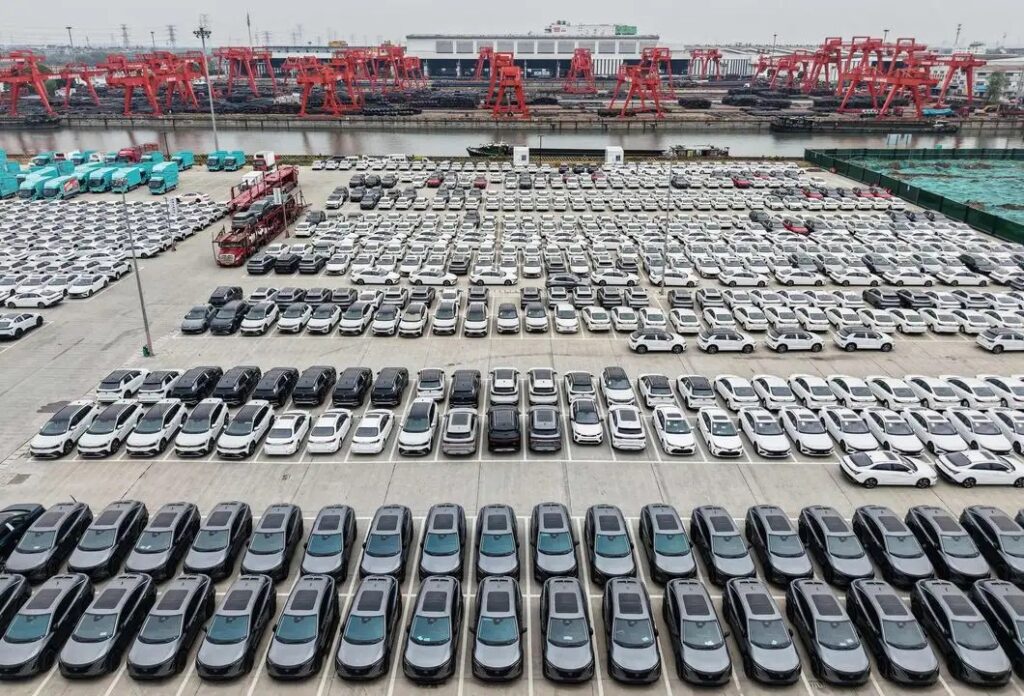 México espera ‘consideración’ de EU ante aranceles a vehículos pesados