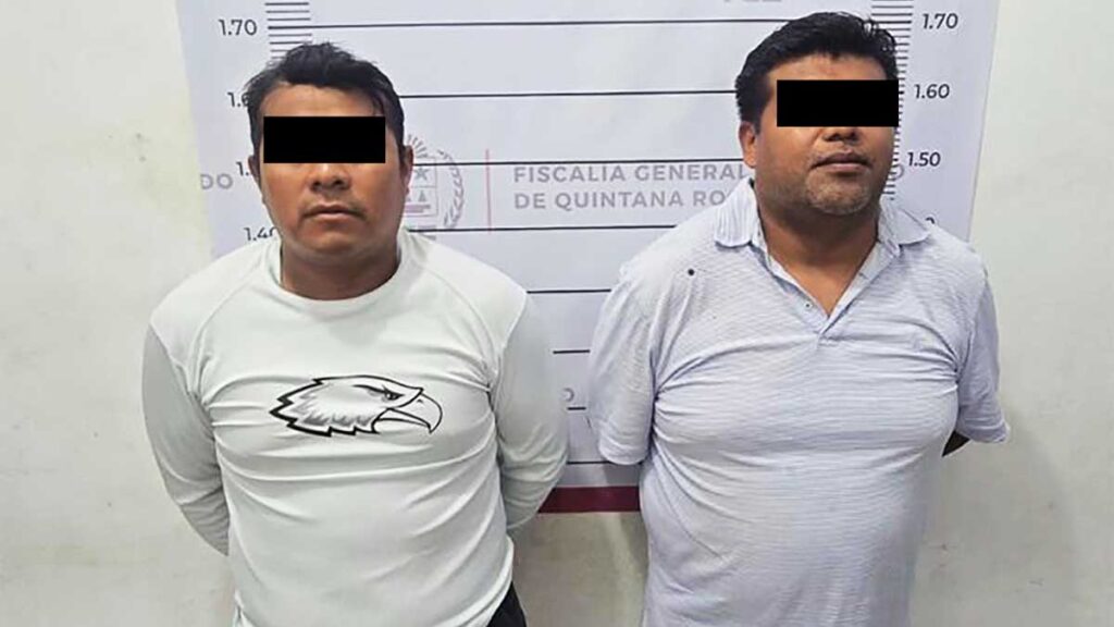 Detienen a dos sujetos por aventar a un gato a un estanque de agua en Tulum