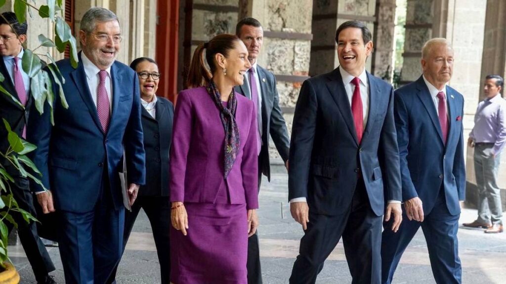 Embajador de EE. UU. agradece a México entrega de 55 capos y celebra cooperación