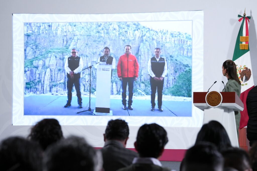 Dan banderazo a construcción de presa El Tunal II en Durango