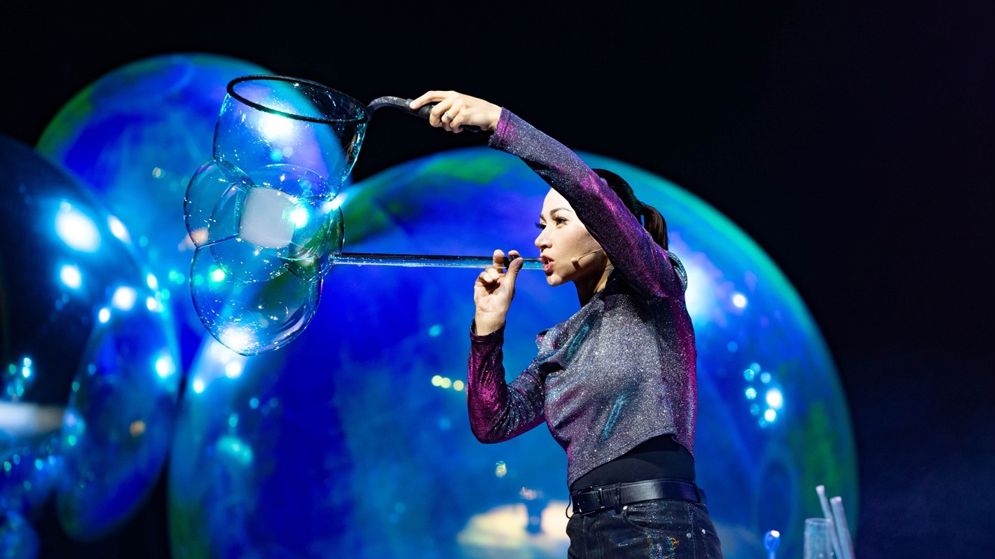 GAZILLION BUBBLE SHOW OCT 2025 FOTO5