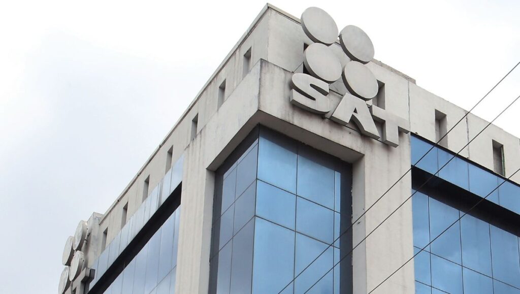 El Estado y el SAT a  cobrar… los formales  a pagar
