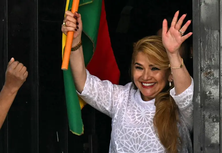 58ac10ec-c992-46fc-83f7-1c6c4a381f13