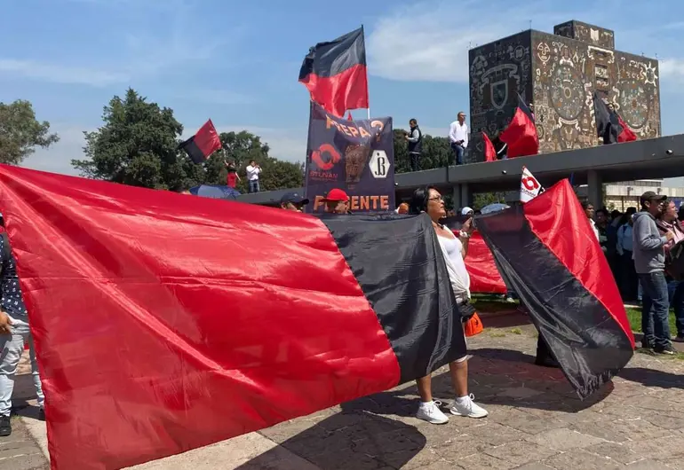 7504aeab-11fe-4215-bd12-9622e27c5cdc