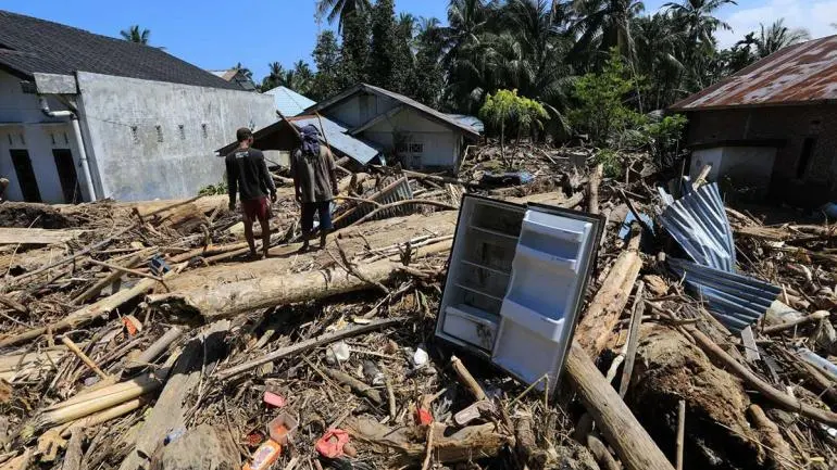 desatre-por-inundaciones-em-indonesia