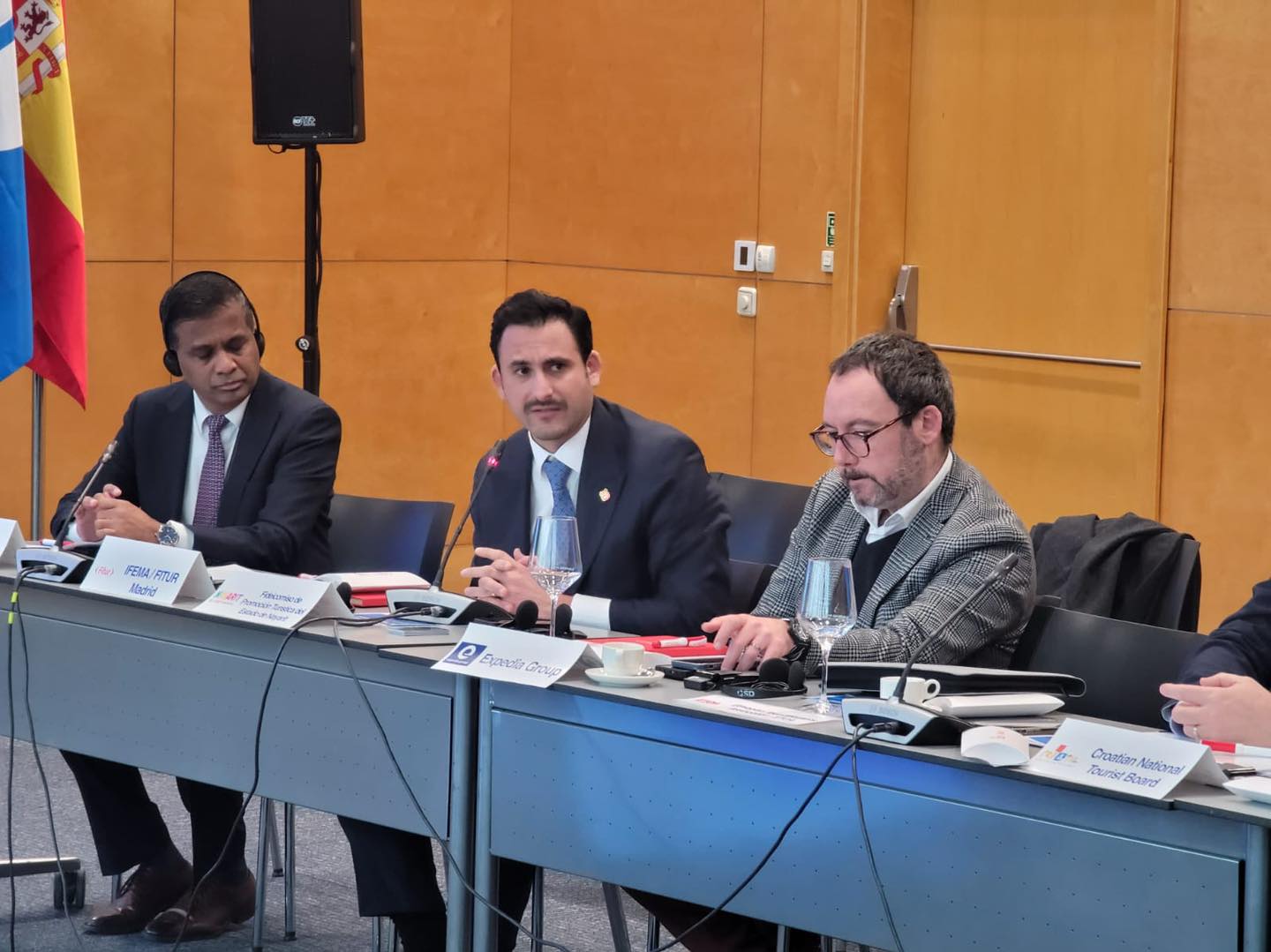 616832691_1202111385426573_3477380685310208482_n