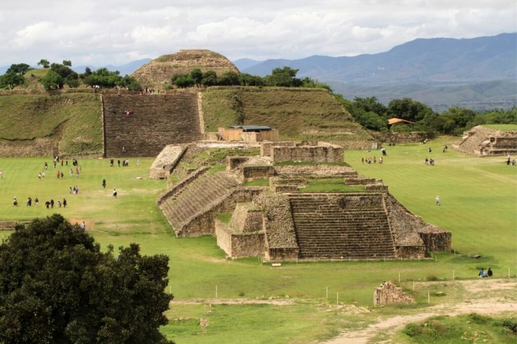 Aumentó 15.6% la llegada de turistas extranjeros a México en noviembre