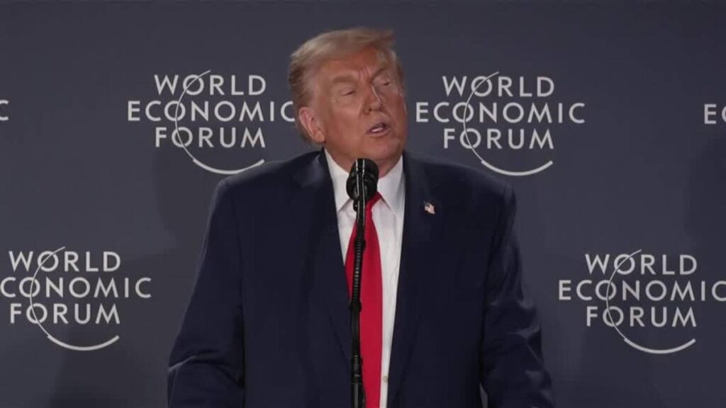 «¿Quién más sabe de sorpresas que Japón?»: Trump ironiza frente a la primera ministra de Japón sobre Pearl Harbor