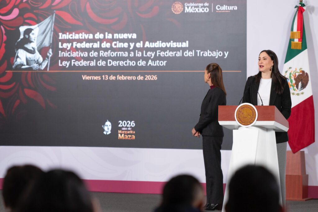 Presidenta anuncia iniciativas de ley para fomentar el cine nacional y reforma para proteger el trabajo de actores de doblaje ante la IA