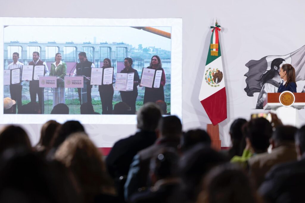 En un hecho histórico, Presidenta entrega por primera vez títulos de concesión de agua a Tijuana, Rosarito, Mexicali, Tecate y Ensenadaa