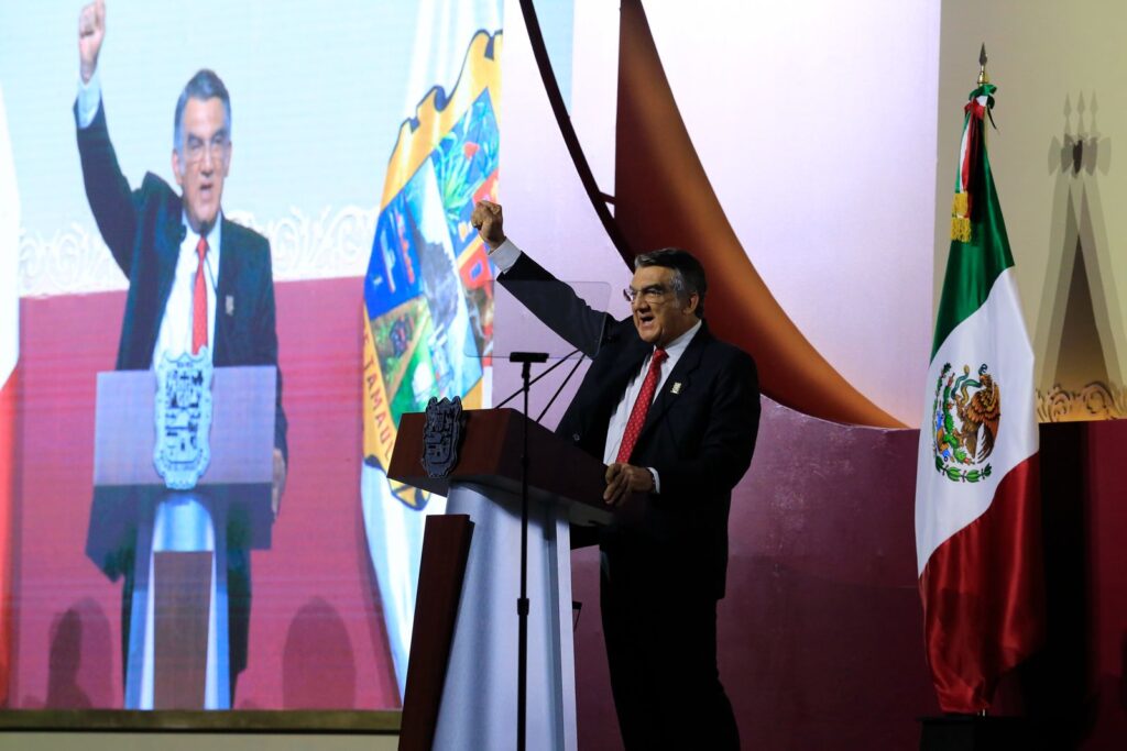 Gobernador Villarreal advierte contra noticias falsas y regresos oligárquicos