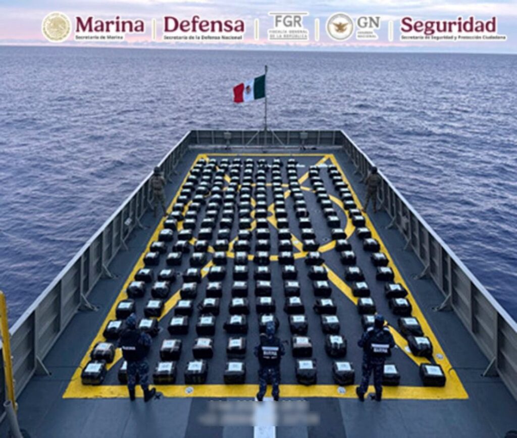 Marina incauta más de dos toneladas de cocaína en un operativo en el Pacífico mexicano