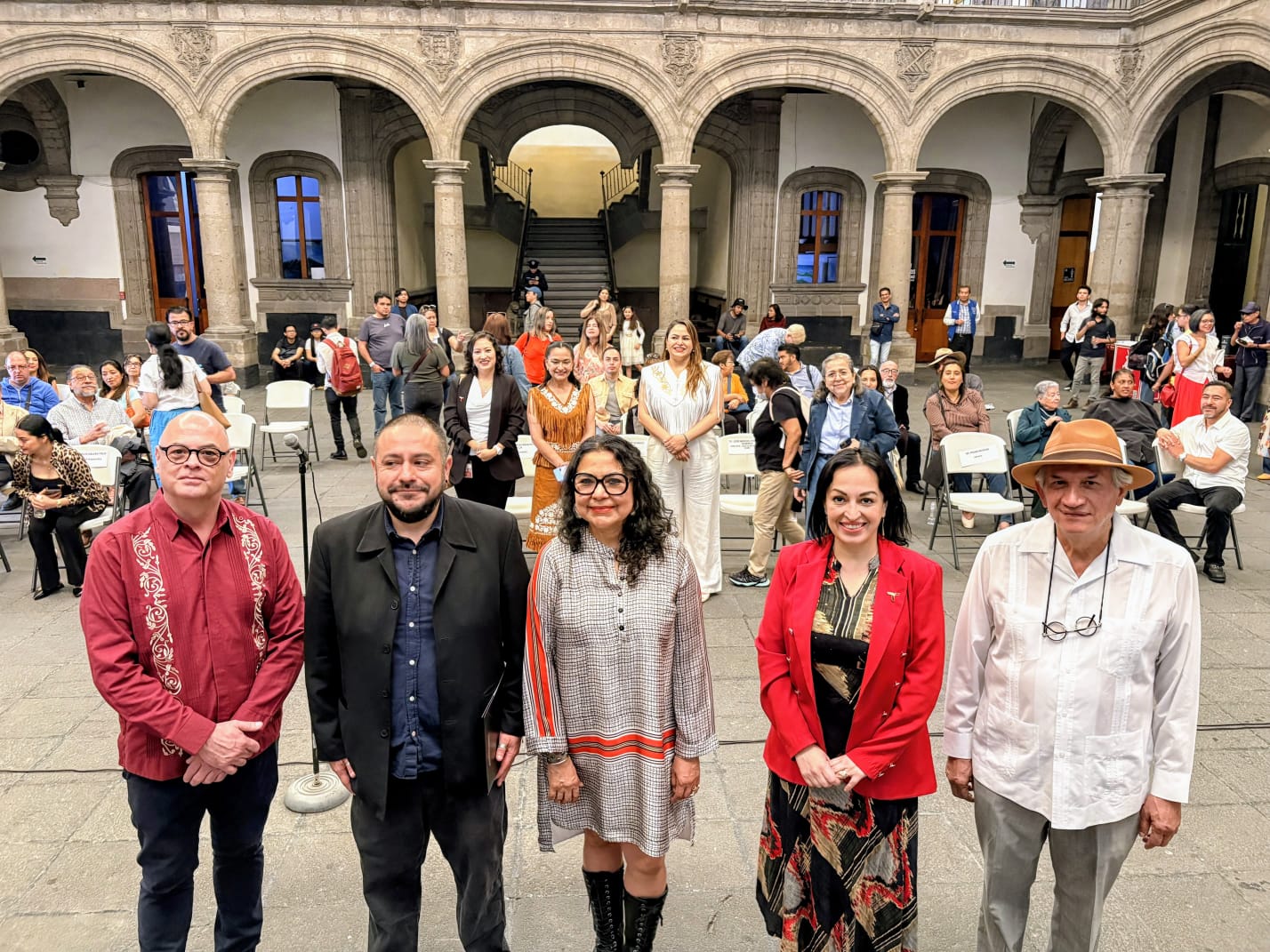 Inauguran en el Museo de la Ciudad de México la exposición Cartografías del color, de la tamaulipeca Margarita Morales