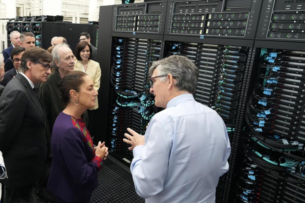 La presidenta de México visitó el Centro Nacional de Supercomputación en Barcelona
