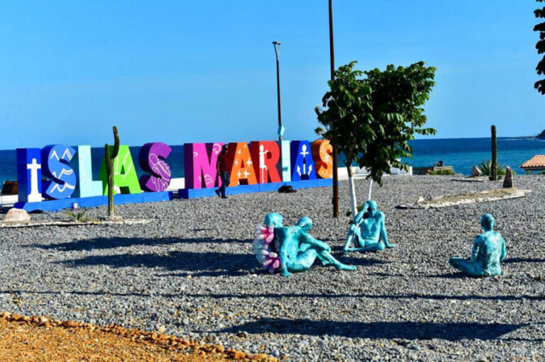 Marías