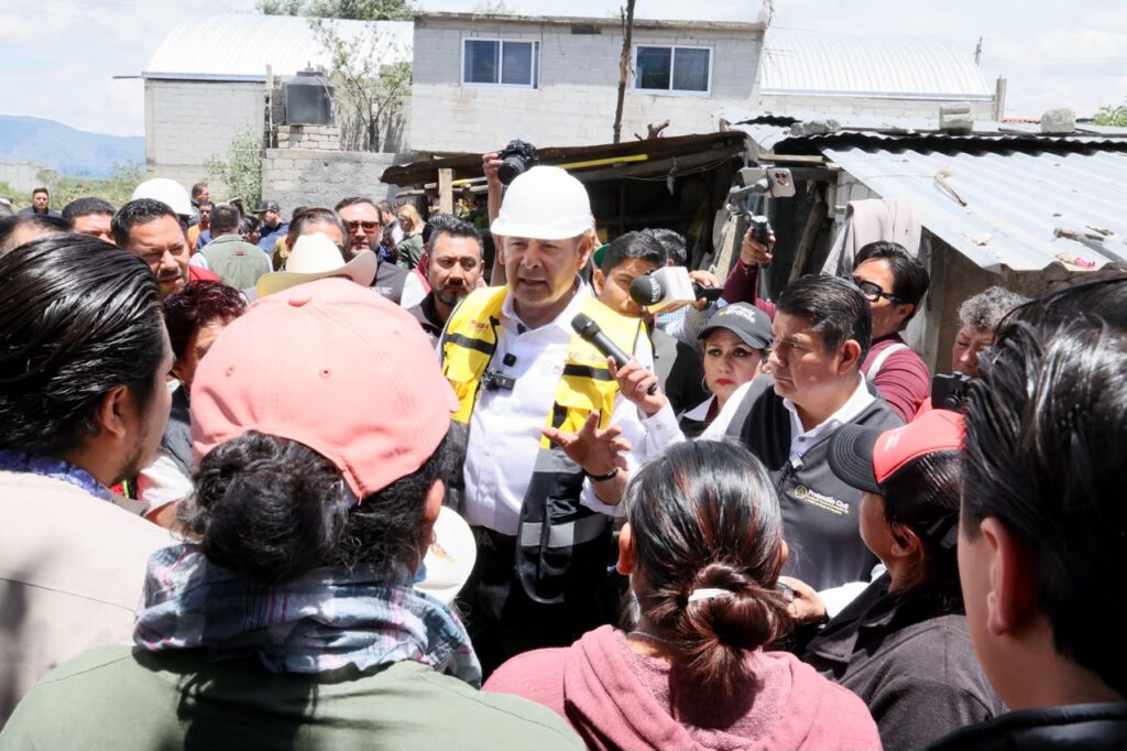 Por tierra y aire, gobernador Armenta supervisa daños por lluvias en Ciudad Serdán y anuncia apoyos integrales