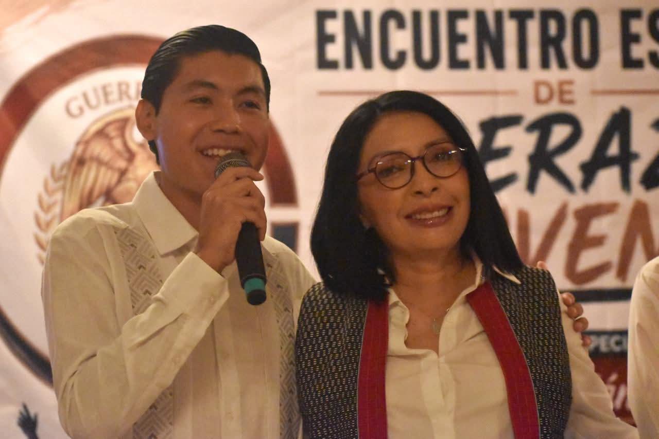 Juventud Esthela