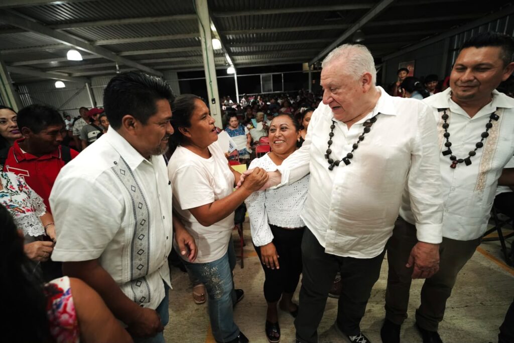 Tradición y diálogo comunitario distinguen encuentro de Rafa Marín en Ignacio Zaragoza