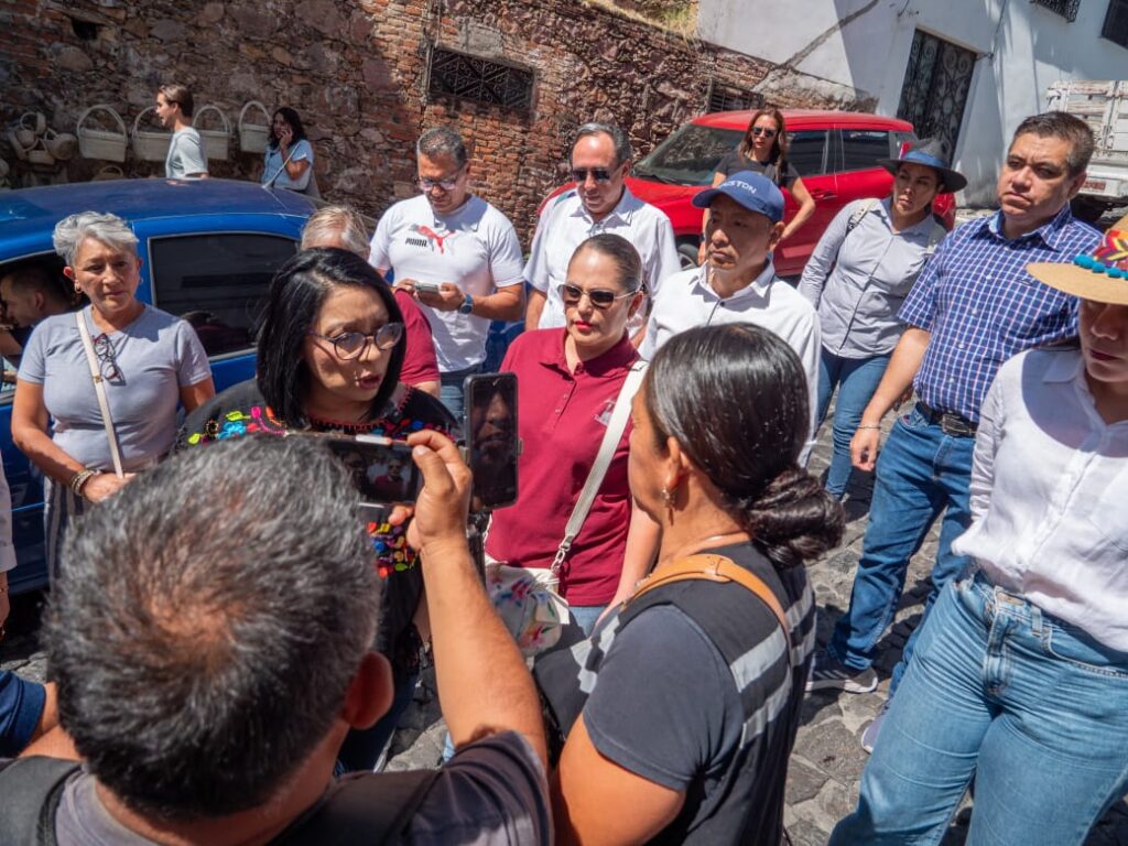 Esthela Damián recorre Taxco para fortalecer la defensa de la Soberanía Nacional