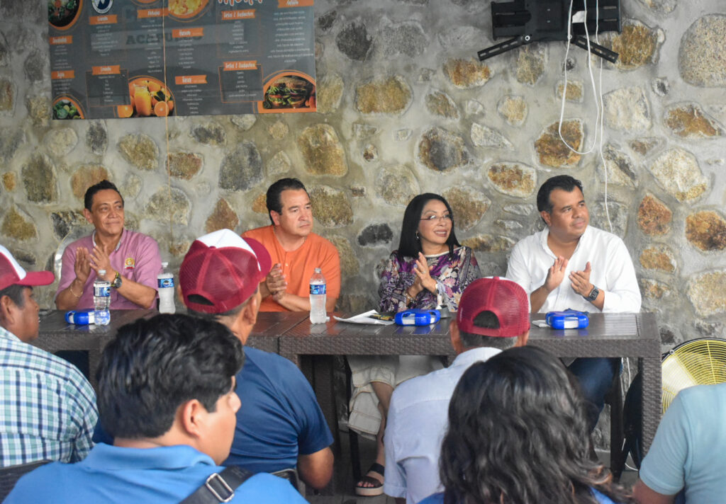 Reúne Esthela Damián a más de 200 liderazgos sociales de Acapulco y fortalece proyecto «Guerrero del Futuro»
