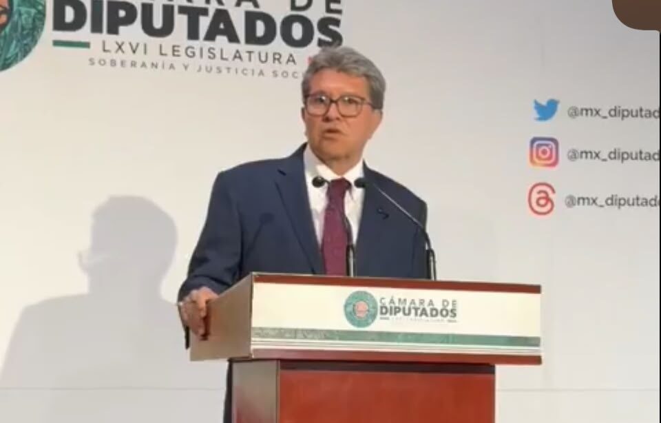 Monreal rechaza el espionaje ilegal y aclara que nunca señaló a periodistas