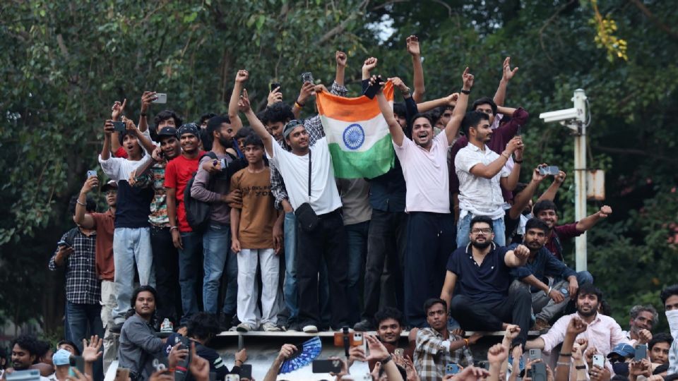 India endurece la batalla contra el fraude académico: propone hasta 10 años de cárcel por filtrar exámenes universitarios