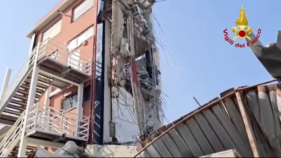 El derrumbe de un edificio ocasiona un muerto y cinco desaparecidos en el sur de Italia
