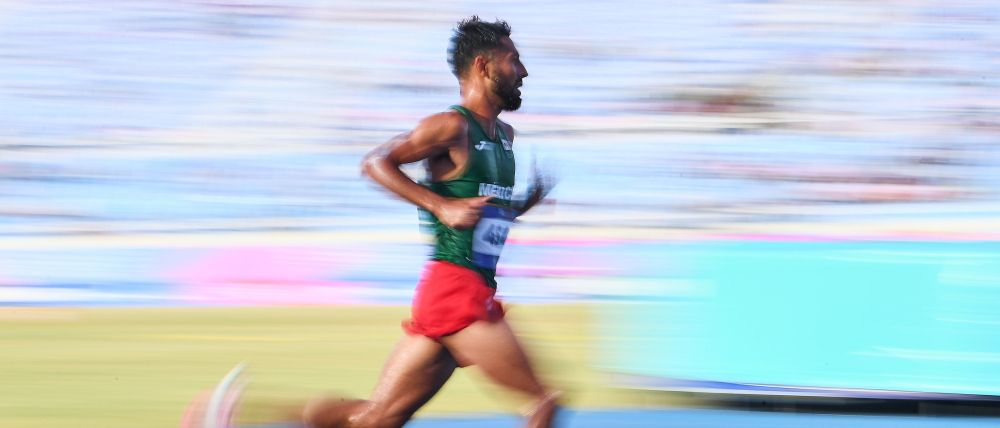 Eduardo Herrera arrasa en los 5 mil metros y gana el oro en Santo Domingo