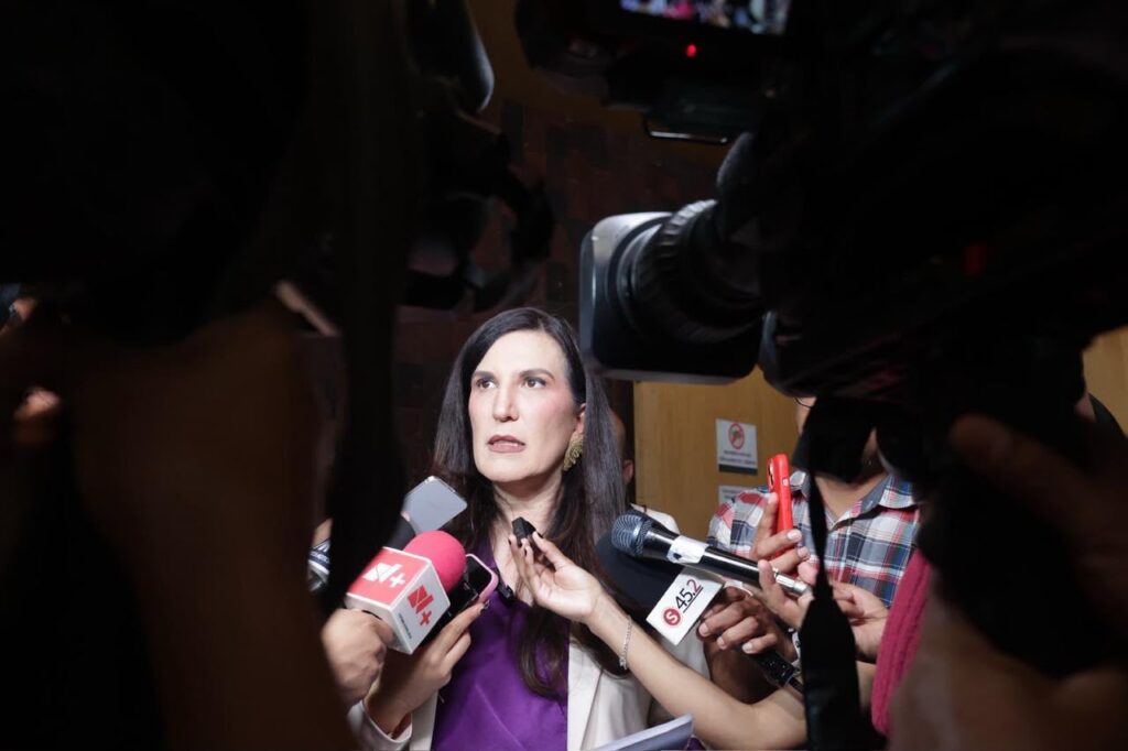Es lamentable que la Consejera Jurídica enliste a la Presidenta de la Cámara de Diputados como enemiga del régimen