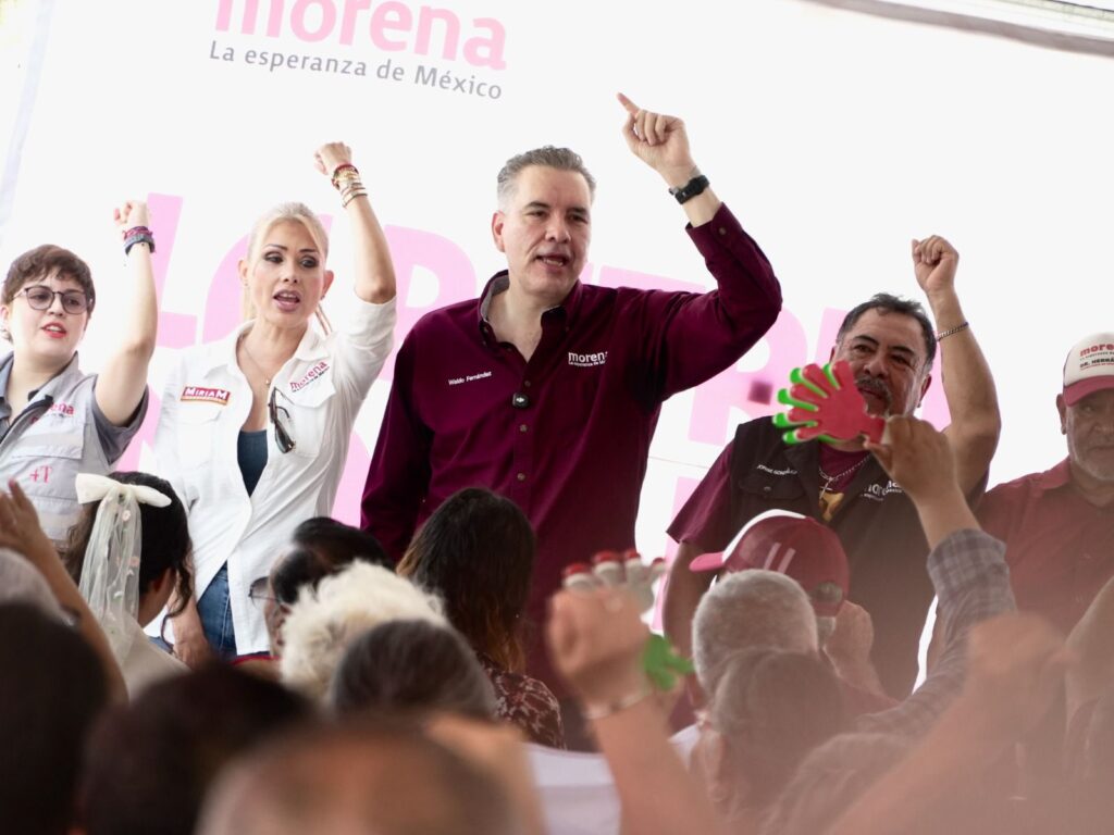 Waldo Fernández llama a la unidad y reconoce a aspirantes de Morena en Nuevo León