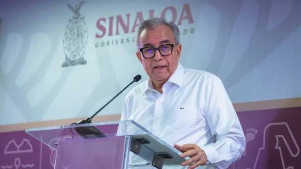 Rocha Moya vuelve a pedir licencia tras choque con Sheinbaum y Morena