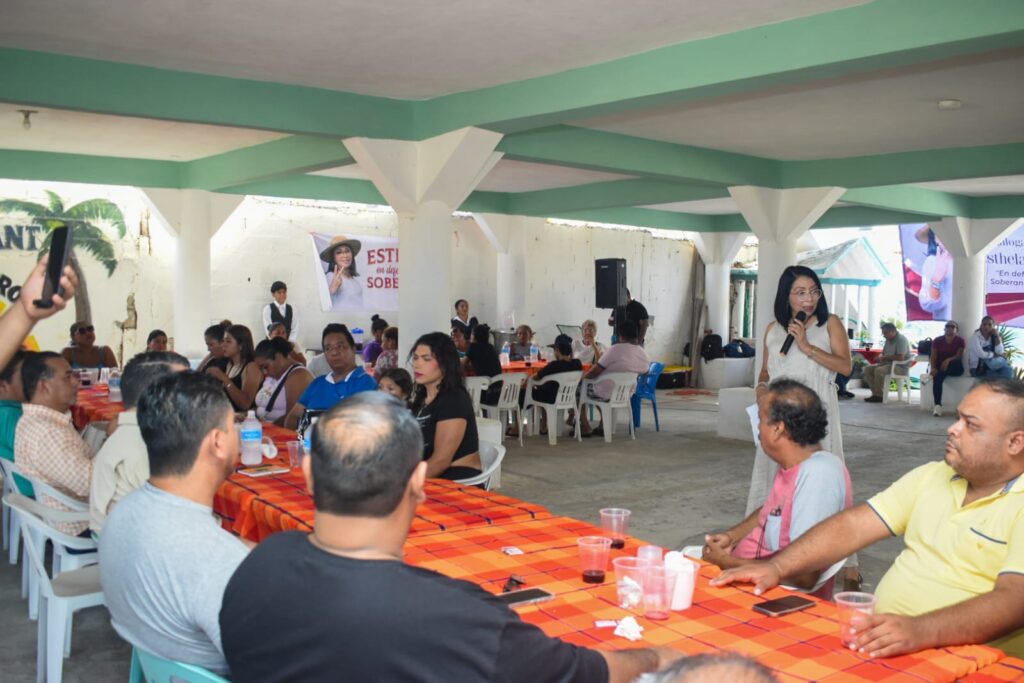 Sector turístico de Pie de la Cuesta plantea agenda de reactivación a Esthela Damián