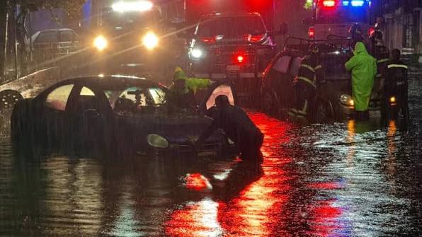 Lluvias exhiben otra vez la fragilidad del sur de CDMX; Topilejo queda bajo el agua