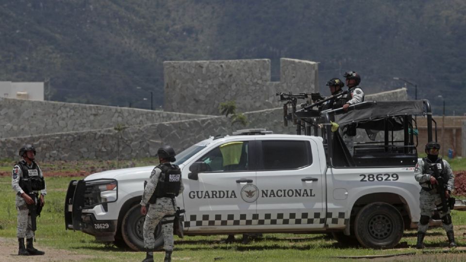 Catean finca en Jalisco tras reportes de privación de la libertad a mujeres; hay un detenido