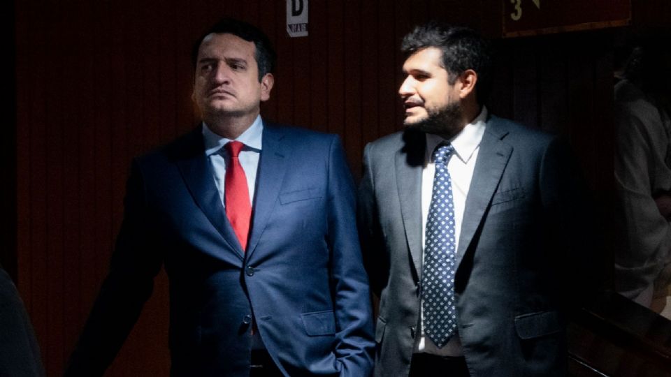 “El Clan” se reúne entre vinos de 24 mil pesos mientras crece la polémica por Rocha Moya