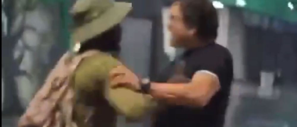 Hombres protagonizan encontronazo en metro de Monterrey por presunto racismo