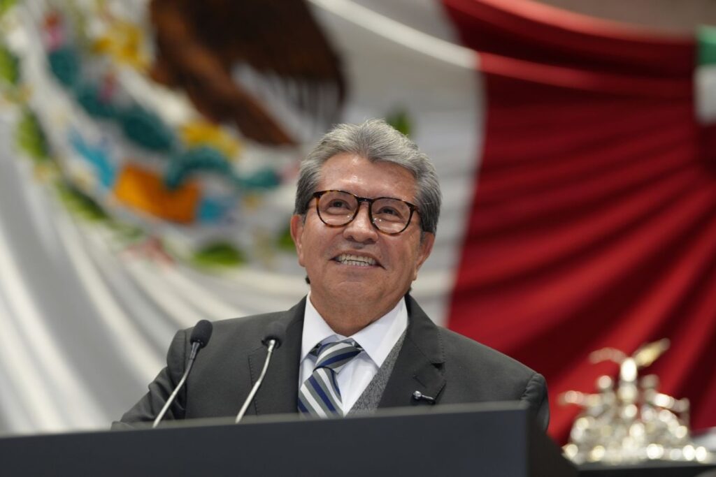 Ricardo Monreal anunció que, una vez promulgada la reforma sobre doble nacionalidad, “vendrá la ley reglamentaria para plasmar su procedimiento”