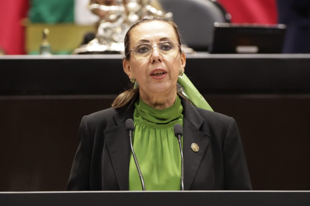 Piden que autoridades educativas difundan información sobre riesgos por uso excesivo o inadecuado de tecnologías