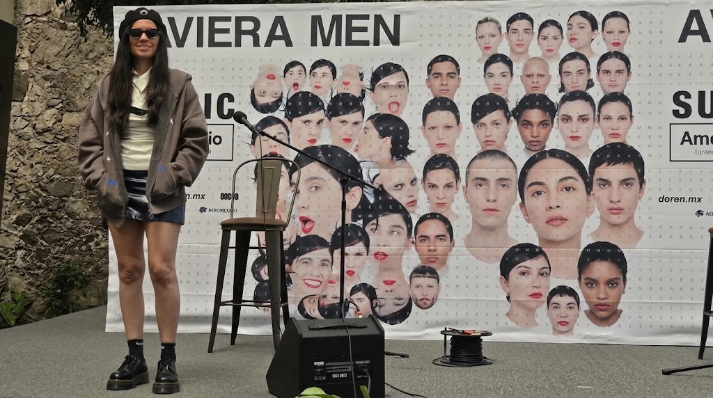 Javiera Mena revive Esquemas Juveniles a 20 años de su lanzamiento