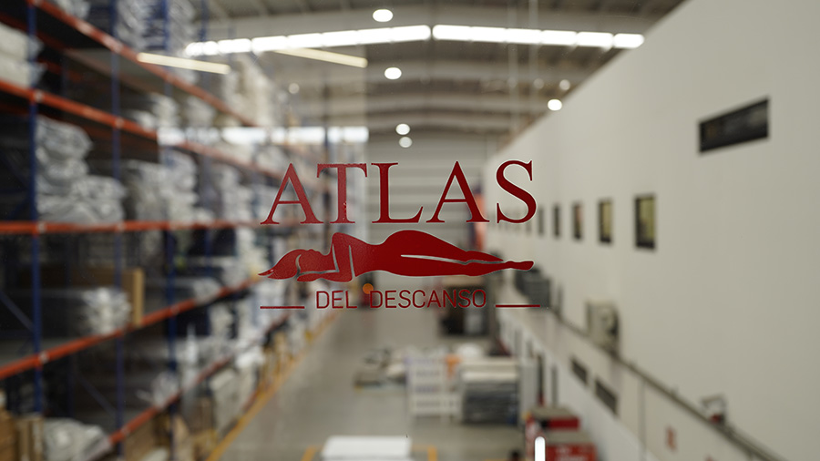 Atlas del Descanso cumple 80 años y proyecta crecer hasta 15% en 2026