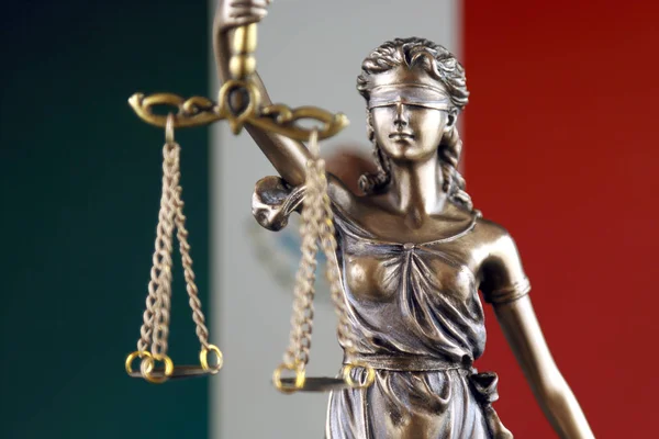 El día que necesites justicia, entenderás para qué sirve un juez