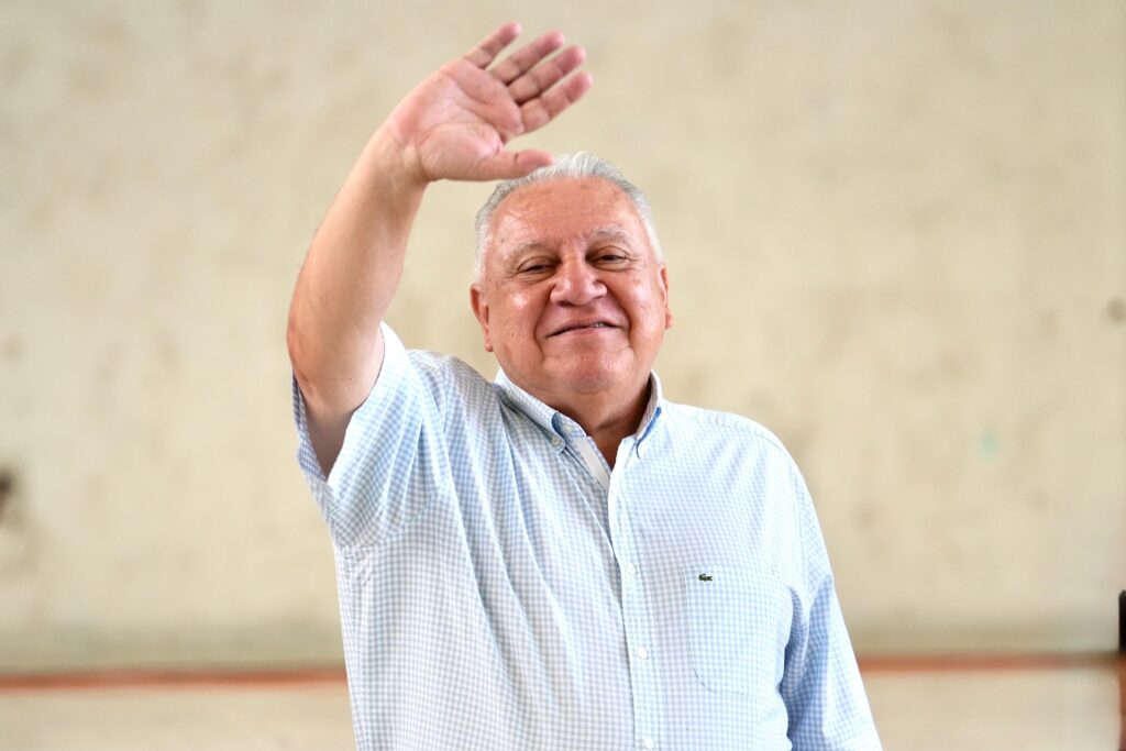 Rafa Marín descarta declinación y denuncia uso de su nombre para pedir dinero