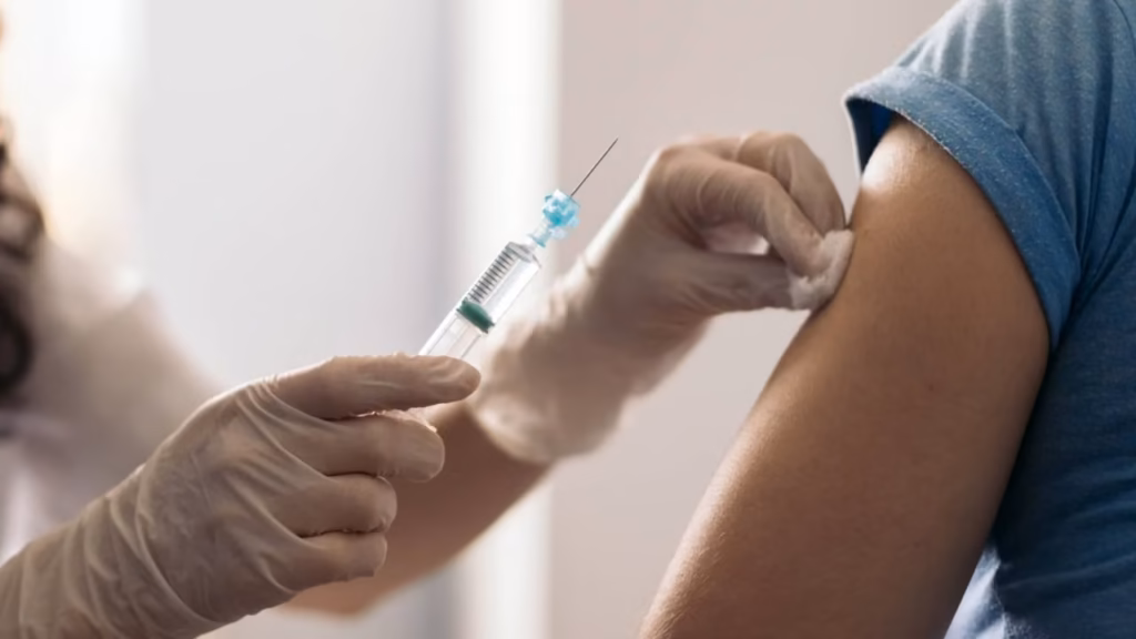 Vacuna experimental contra el melanoma reduce 42% el riesgo de recaída o muerte