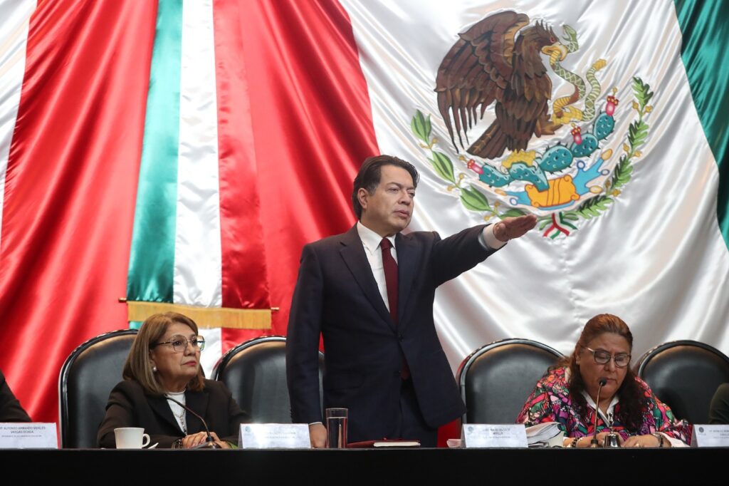 Ante la Comisión de Educación compareció el titular de la SEP, Mario Delgado Carrillo, con motivo del Segundo Informe de Gobierno