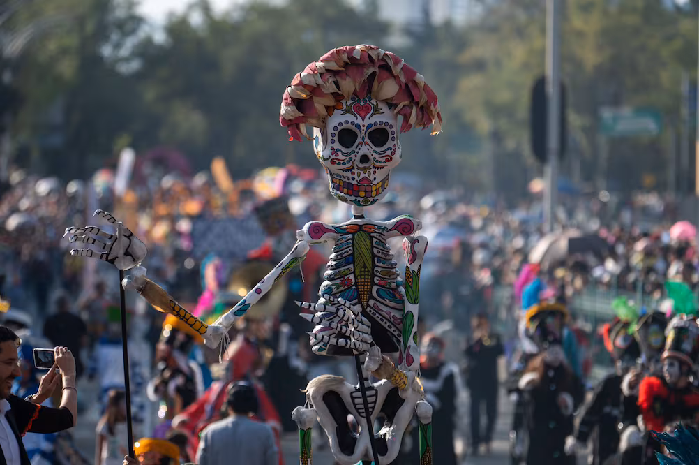 Juan Gabriel, Juan Rulfo y Nelly Campobello desfilarán en el Día de Muertos de la CDMX